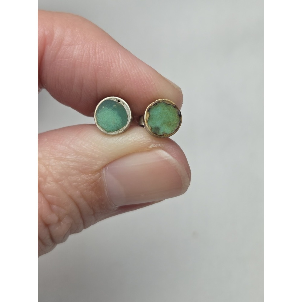 Vintage Silver Tone Green Round Stone Stud Earrings Bezel Setting‎ Fashion